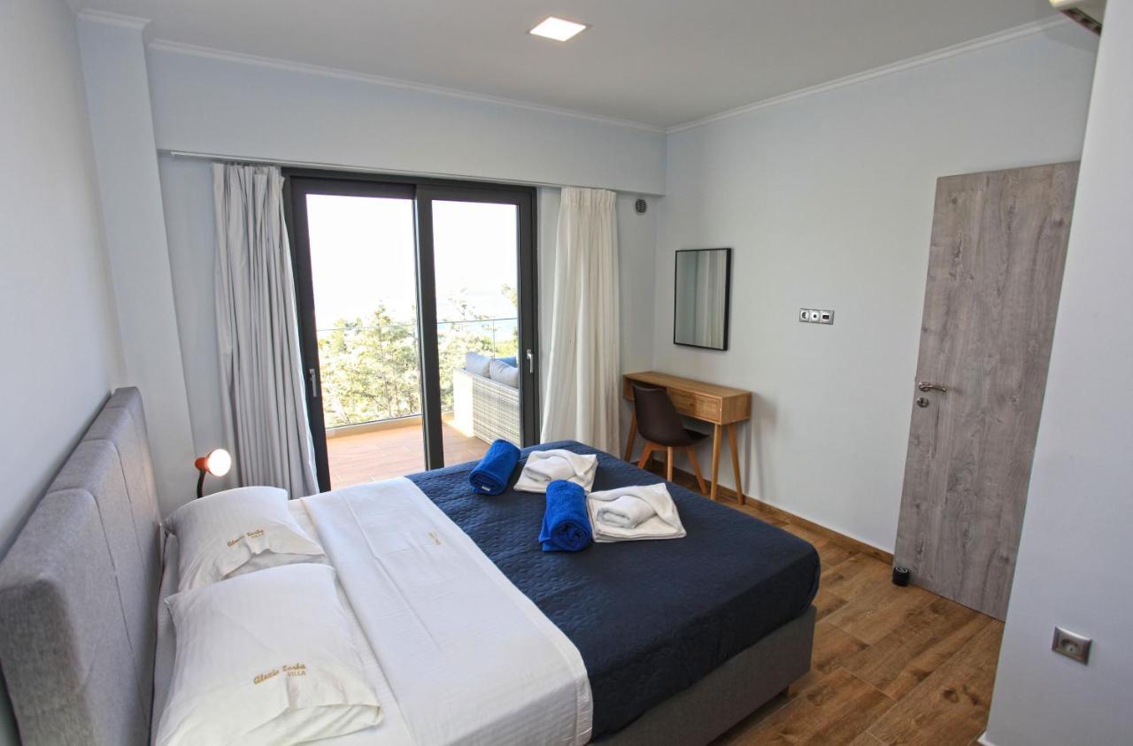 Alexiszorba Villa 普拉卡 外观 照片