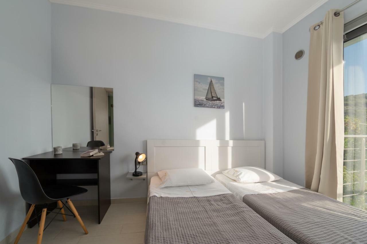 Alexiszorba Villa 普拉卡 外观 照片